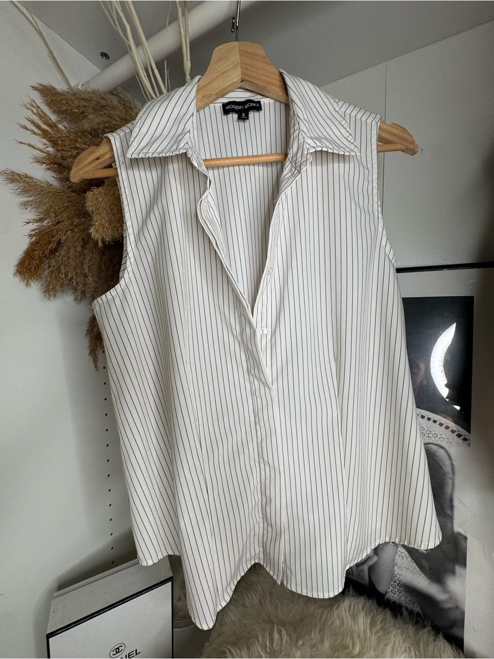 Express Sleeveless Pinstripe Button-Down Shirt - White with Black Stripes